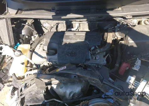 2018 Toyota Rav4 Xle z USA, uszkodzony, nr VIN JTMWFREV4JD127166